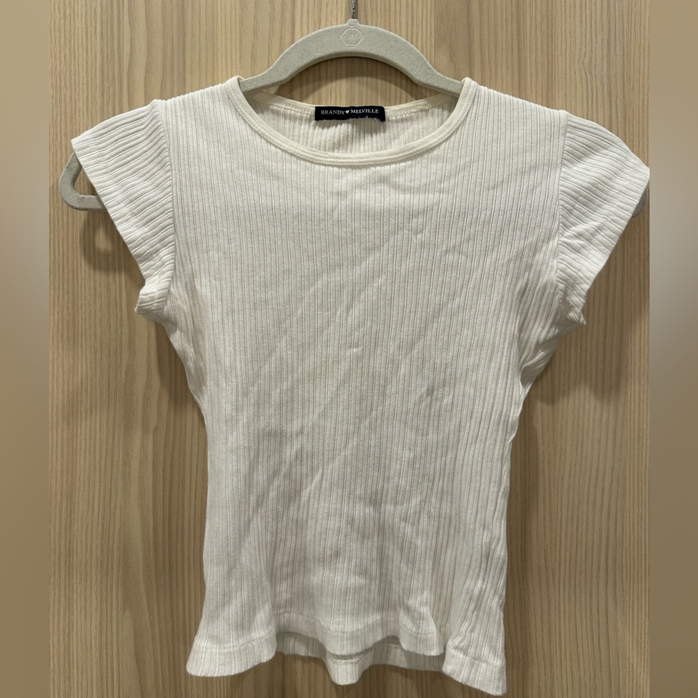 Brandy Melville t shirt